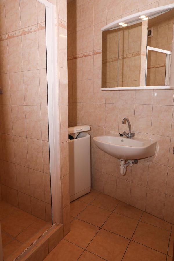 Big Suite For 4 Adults And 2 Children Under 14 Hajdúszoboszló المظهر الخارجي الصورة